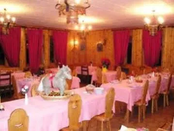 Hirondelle Hotel