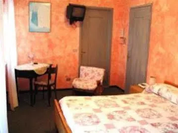 Hirondelle Hotell